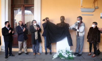 El busto escultórico se encuentra en la Casa de Cultura de Puebla. Imagen tomada de twitter.
